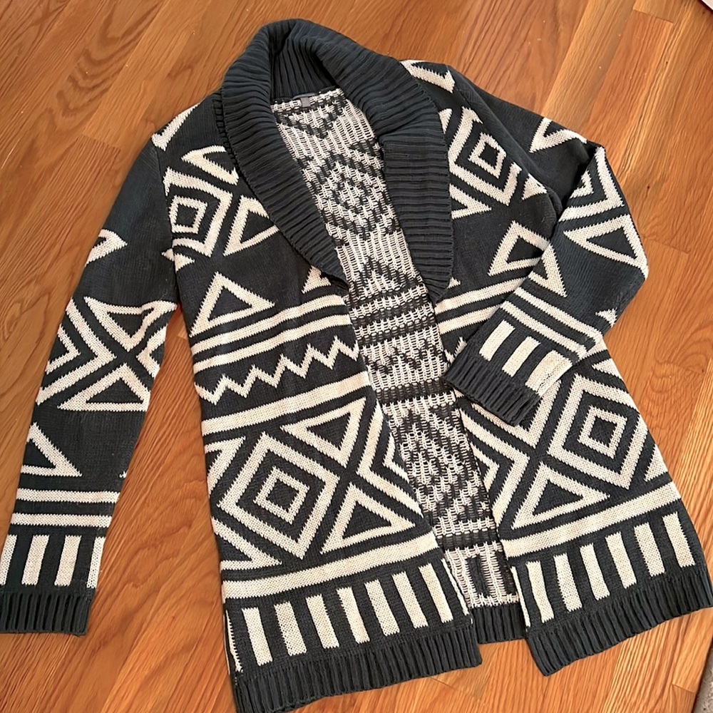 Charlotte Russe Aztec Print Cardigan
